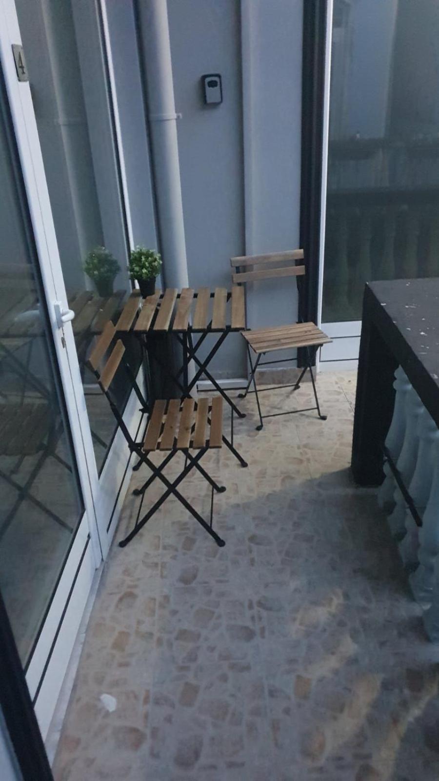 Vanimi Lux Apartmani Kikinda Exterior foto